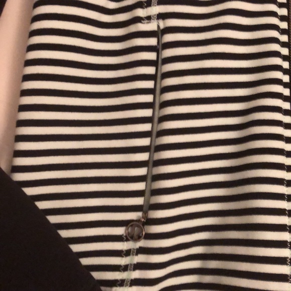 NEVER WORN lululemon jacket - Picture 3 of 4